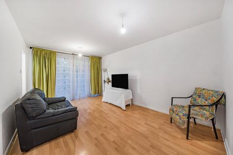 1 bedroom apartment for sale, Barton Close, London, SE15