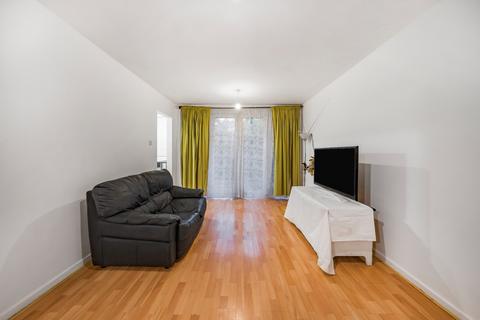 1 bedroom apartment for sale, Barton Close, London, SE15