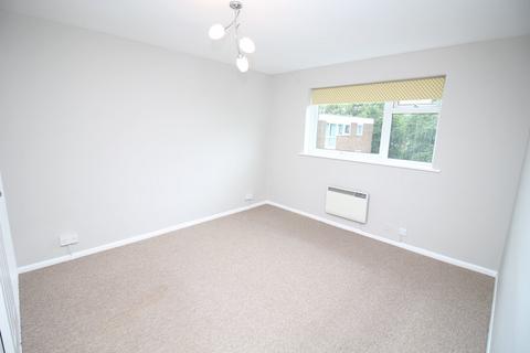 2 bedroom flat to rent, Northcotts, Hatfield, AL9