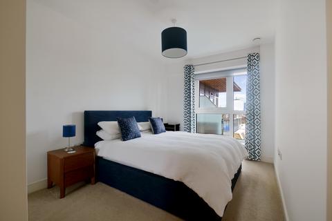 1 bedroom apartment for sale, at Trafalgar House, Dickens Yard, London W5