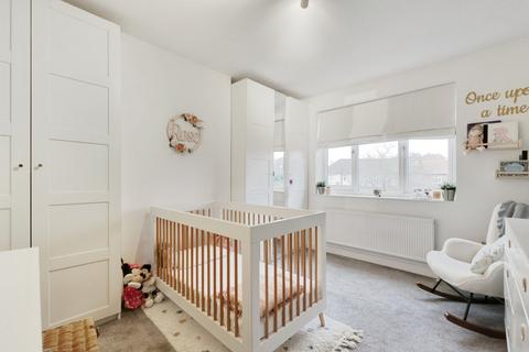 92 Pinewood Avenue, Sidcup, DA15 8BD