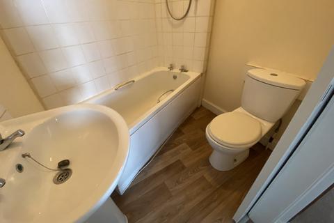 undefined, St Peters Place, High Street, Perth, PH1