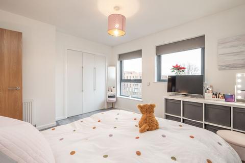 Flat 8, 22 Anderson Place, Edinburgh, EH6 5FR