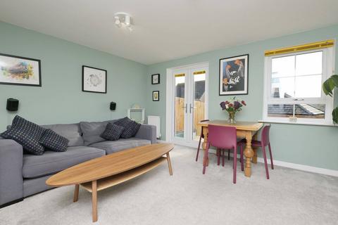 3 bedroom semi-detached house for sale - 102 Bothwell Avenue, Haddington, EH41 4FD