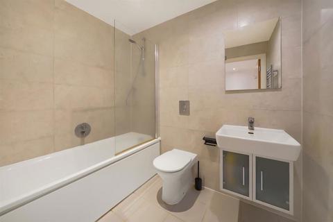 1 bedroom flat for sale, 14 Western Gateway, London, E16 1BJ