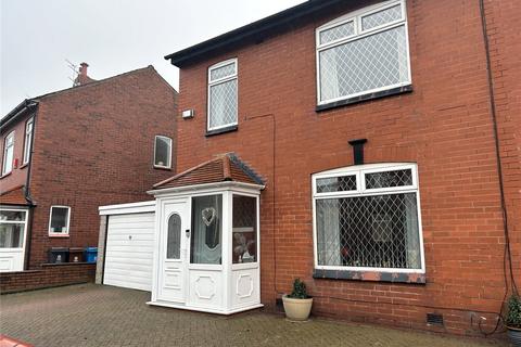 3 bedroom end of terrace house for sale, Denton Lane, Chadderton, Oldham, OL9