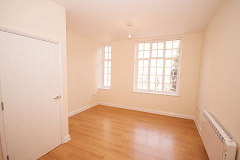 2 bedroom flat to rent, Sittingbourne, Kent, ME10