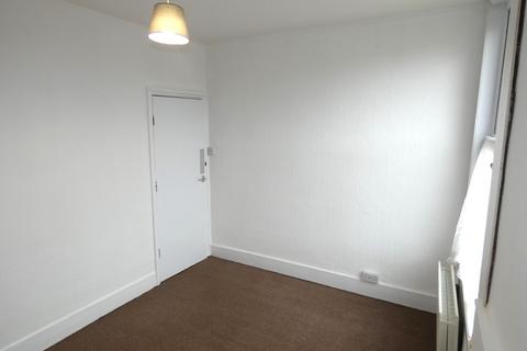 1 bedroom flat to rent, Central Parade, Herne Bay, CT6