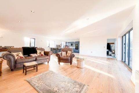 5 bedroom detached house for sale, Woodholme, Kirby Lane, Leicester.