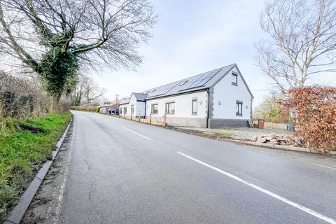 5 bedroom detached house for sale, Woodholme, Kirby Lane, Leicester.