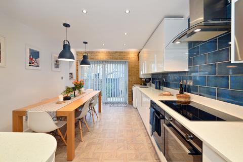 4 bedroom terraced house for sale, London E14