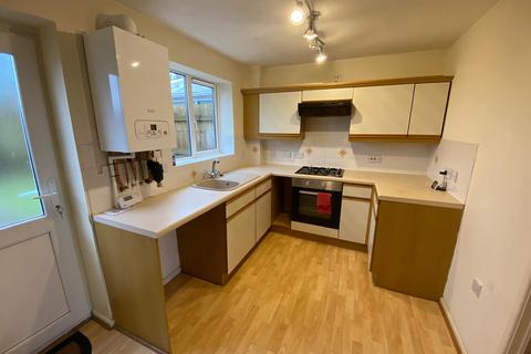 2 bedroom terraced house to rent, Clos Y Deri, Llanelli