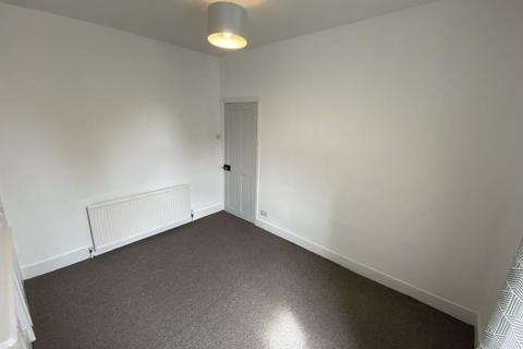 1 bedroom flat to rent, Camrose Street London SE2