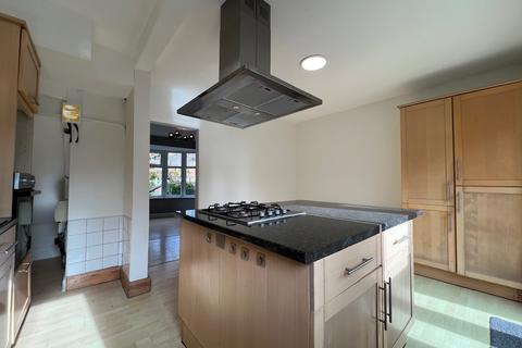 171 Calshot Road, Birmingham, B42 2BY