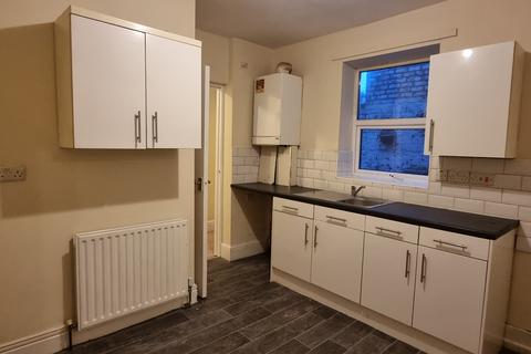 1 bedroom flat to rent, Durham Road, Gateshead NE8