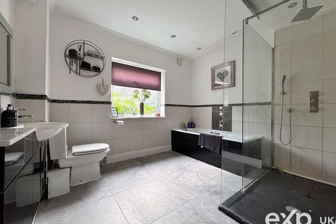 68 Beechwood Drive, Meopham, Gravesend, DA13 0TX
