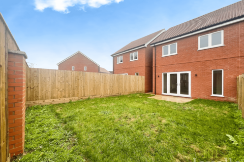 3 bedroom semi-detached house to rent, Blackburn Court, Coningsby LN4