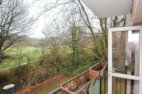 2 bedroom flat for sale, School Road, Brislington, Bristol BS4