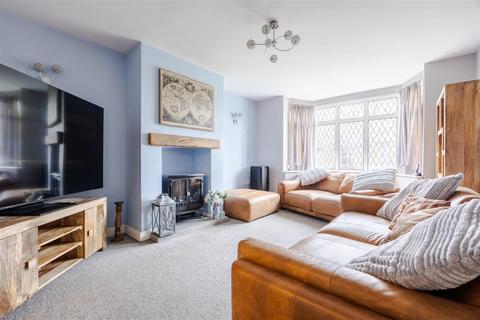 3 bedroom semi-detached house for sale, Mirfield Road, Scunthorpe