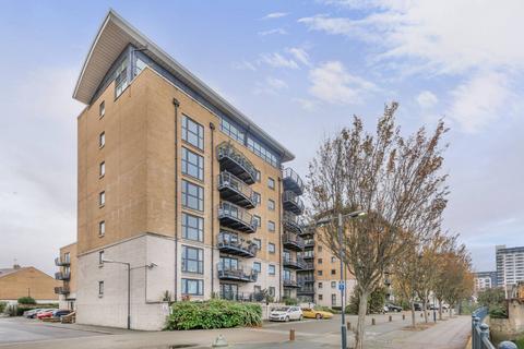 2 bedroom flat to rent, Glaisher Street, Greenwich, London, SE8