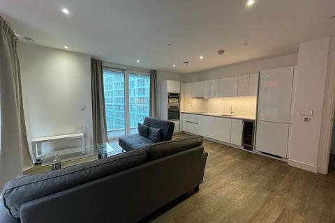 3 bedroom flat to rent, Cable Walk, East Greenwich, London, SE10