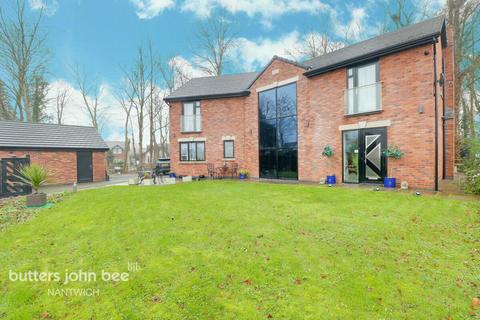 5 bedroom detached house for sale, Wrenbury Road, Aston