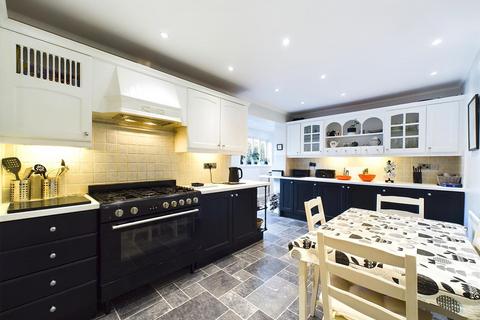 5 bedroom detached house for sale, Caseton Close, Whitley Bay