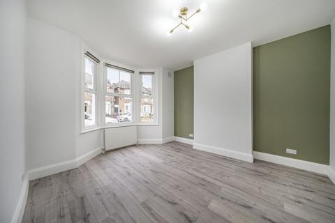 4 bedroom terraced house for sale, Hawstead Road, London