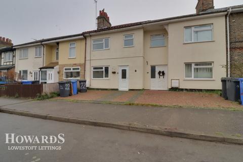 3 bedroom terraced house to rent, Stevens Street, LOWESTOFT