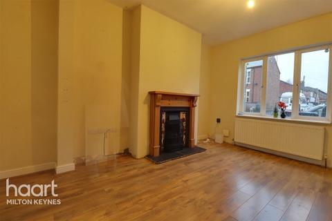 3 bedroom terraced house to rent, Thompson Street, New Bradwell