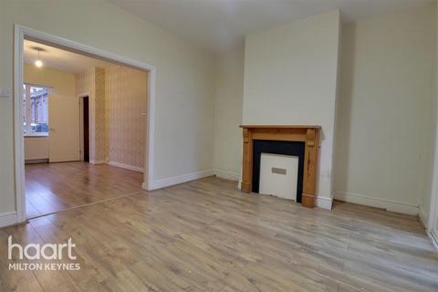 3 bedroom terraced house to rent, Thompson Street, New Bradwell