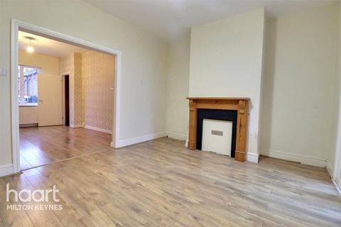 3 bedroom terraced house to rent, Thompson Street, New Bradwell