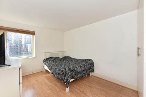 1 bedroom flat for sale, Constable House, London E14