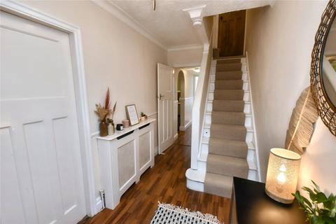 3 bedroom terraced house for sale, Broadway, Horsforth, Leeds, West Yorkshire