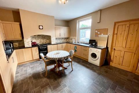 2 bedroom semi-detached house for sale, Denby Dale Road West, Calder Grove, Wakefield