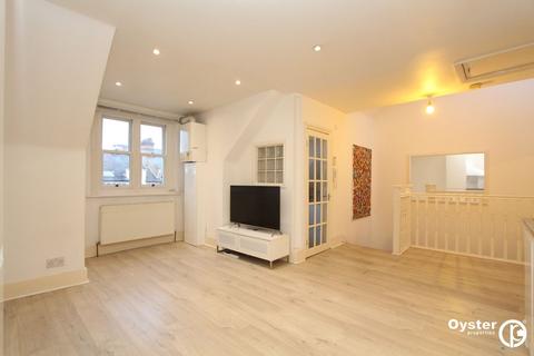 2 bedroom flat to rent, Hemstal Road, London, NW6