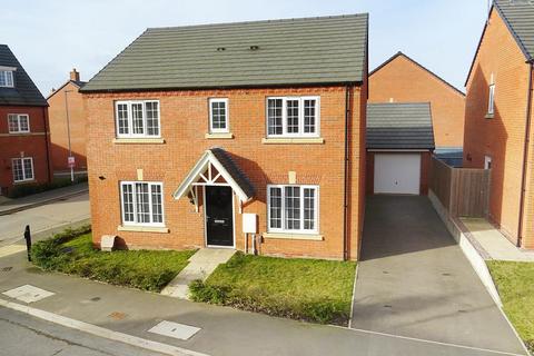 4 bedroom detached house to rent, Owen Way, Market Harborough