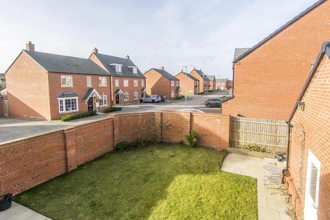 4 bedroom detached house to rent, Owen Way, Market Harborough