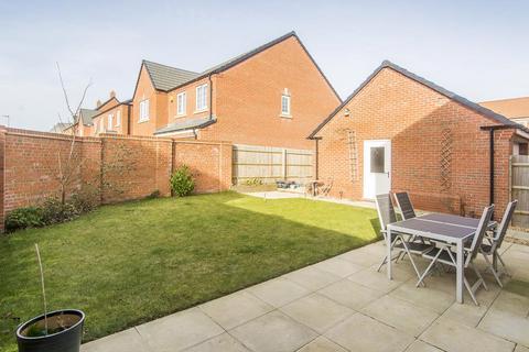 4 bedroom detached house to rent, Owen Way, Market Harborough