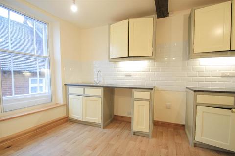 4 bedroom flat to rent, The Buttercross, Ludlow