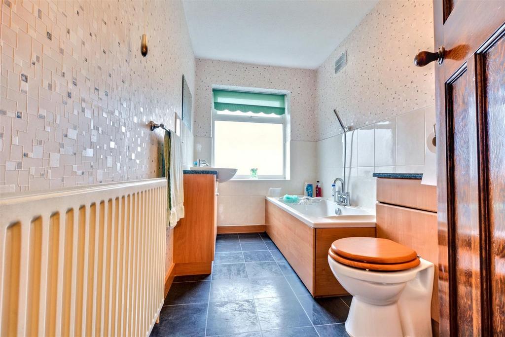 Family bathroom