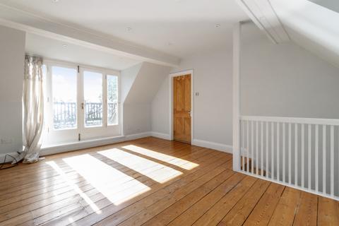 4 bedroom detached house to rent, Wells Road, Malvern, Worcestershire, WR14 4HF