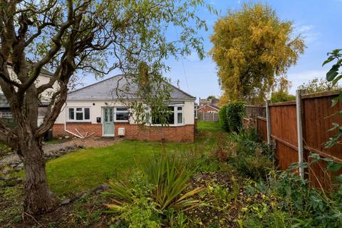 2 bedroom detached bungalow for sale, Leigh Sinton Road, Malvern, Worcestershire, WR14 1JW