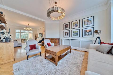 4 Green Lane, Chislehurst, BR7 6AG
