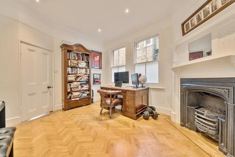 4 Green Lane, Chislehurst, BR7 6AG