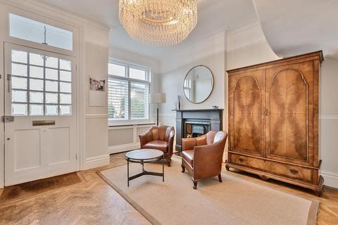 4 Green Lane, Chislehurst, BR7 6AG
