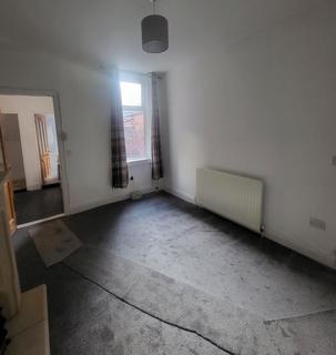 2 bedroom flat to rent, Coleridge Avenue, South Shields