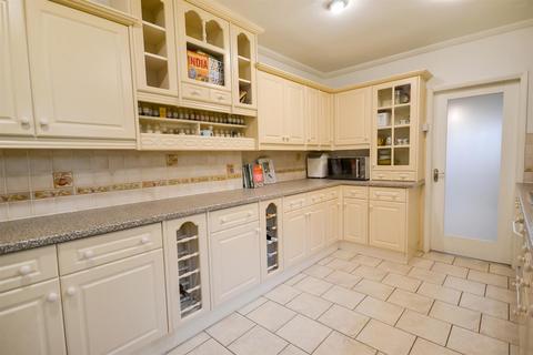 5 bedroom detached house for sale, Nottingham Road, Lowdham, Nottingham