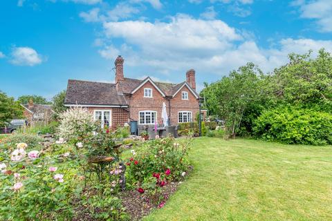 4 bedroom detached house for sale, Magnolia Cottage, Stanks Lane, Upton-Upon-Severn, Worcester, Worcestershire, WR8 0QU