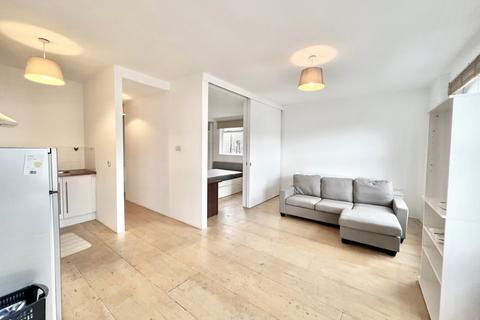 1 bedroom flat to rent, Walterton Lodge, London W9